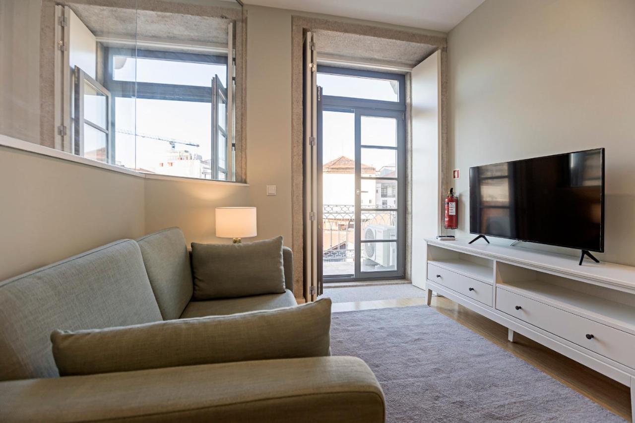 31 Janeiro 157 - Charming 1Br Flat W/ Ac & Balcony By Lovelystay Порту Екстер'єр фото